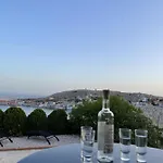 Marina Castellana Nyaraló