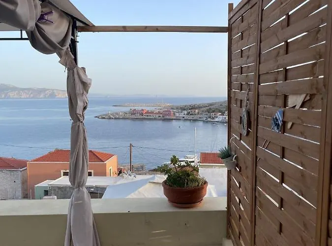 펜션 Marina Castellana Chalki Town