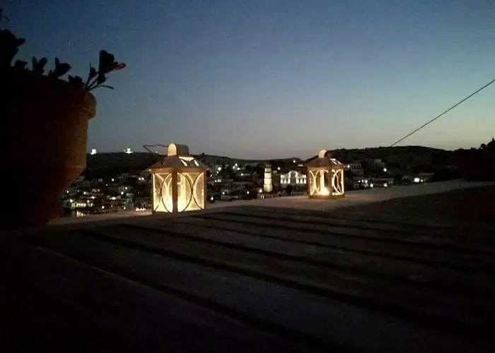 Marina Castellana * Chalki Town