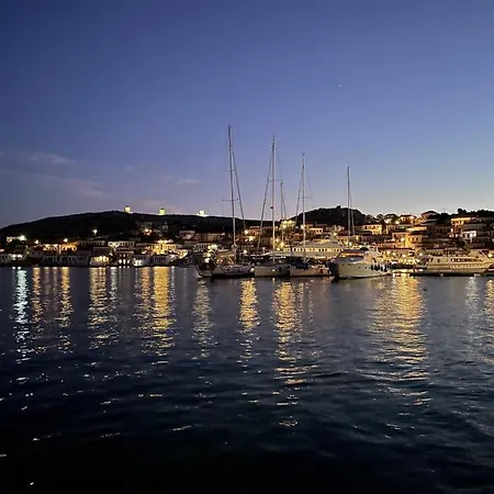 Marina Castellana * Chalki Town