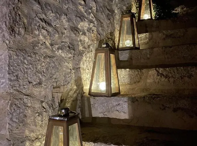 Casa de Férias Marina Castellana Chalki Town